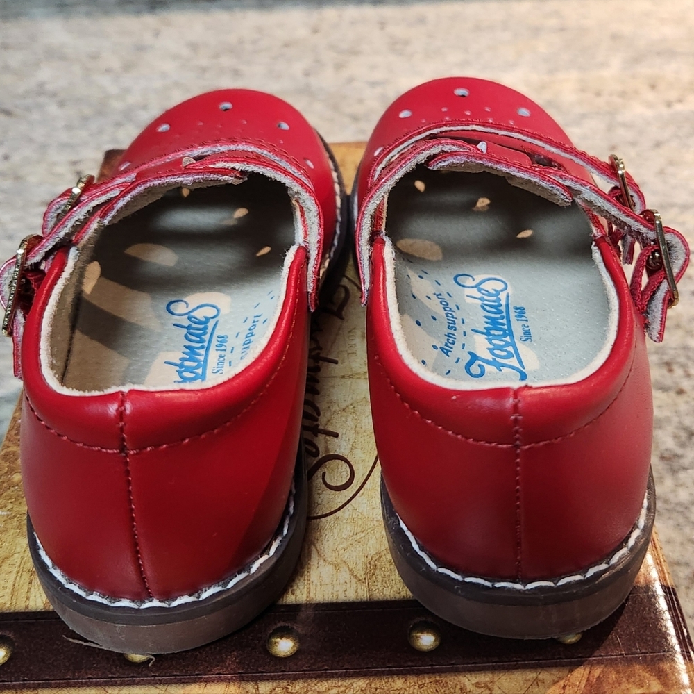 Shoes - Picture 2 of 3